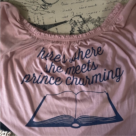 🛍️3/$25 SALE🛍️ Disney Pink Off-Shoulder Beauty & the Beast - Picture 8 of 12